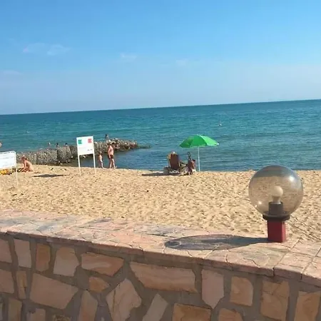 Noks With Sea View *